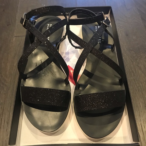 Design Lab Chernin Glitter Sandals - Picture 1 of 7